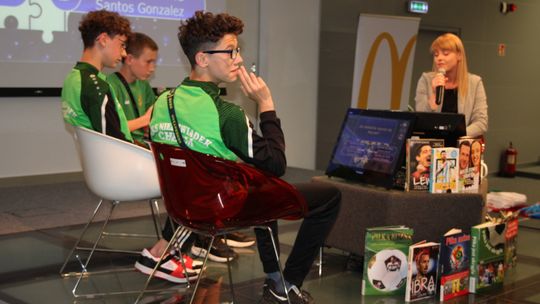 Chełm. Sportowi BIBLIONERZY znają historię piłki nożnej [GALERIA ZDJĘĆ]