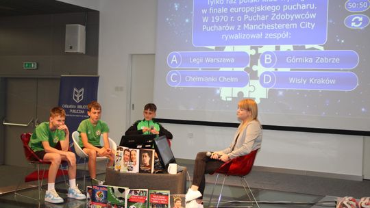 Chełm. Sportowi BIBLIONERZY znają historię piłki nożnej [GALERIA ZDJĘĆ]