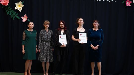 Pożegnanie absolwentów I LO im. Władysława Jagiełły w Krasnymstawie [GALERIA ZDJĘĆ]