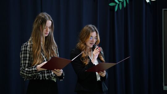 Pożegnanie absolwentów I LO im. Władysława Jagiełły w Krasnymstawie [GALERIA ZDJĘĆ]