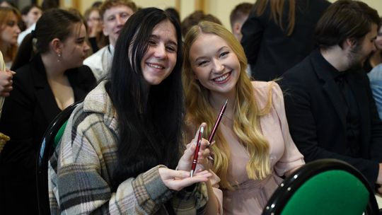 Pożegnanie absolwentów I LO im. Władysława Jagiełły w Krasnymstawie [GALERIA ZDJĘĆ]