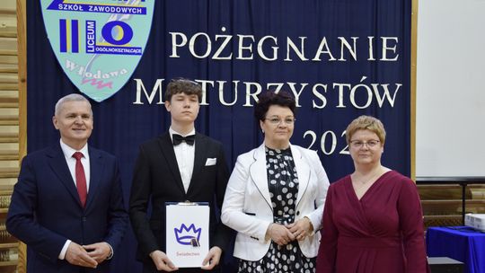 Zakończenie roku klas maturalnych ZSZ Nr 1 i II LO we Włodawie [GALERIA ZDJĘĆ]