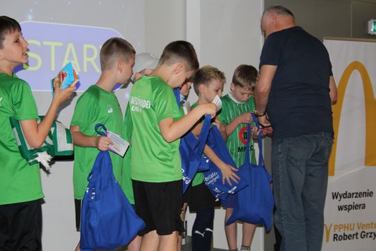 Chełm. Sportowi BIBLIONERZY znają historię piłki nożnej [GALERIA ZDJĘĆ]