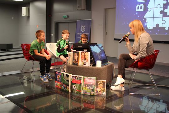 Chełm. Sportowi BIBLIONERZY znają historię piłki nożnej [GALERIA ZDJĘĆ]