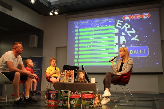 Chełm. Sportowi BIBLIONERZY znają historię piłki nożnej [GALERIA ZDJĘĆ]