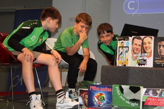 Chełm. Sportowi BIBLIONERZY znają historię piłki nożnej [GALERIA ZDJĘĆ]