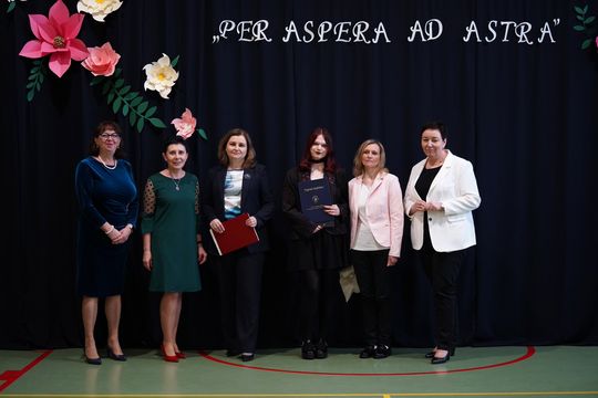 Pożegnanie absolwentów I LO im. Władysława Jagiełły w Krasnymstawie [GALERIA ZDJĘĆ]