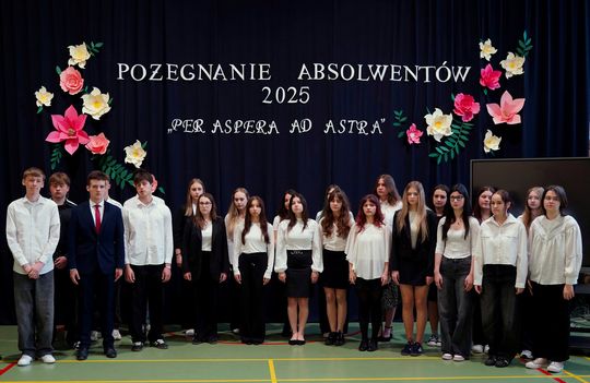 Pożegnanie absolwentów I LO im. Władysława Jagiełły w Krasnymstawie [GALERIA ZDJĘĆ]