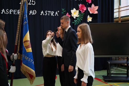 Pożegnanie absolwentów I LO im. Władysława Jagiełły w Krasnymstawie [GALERIA ZDJĘĆ]