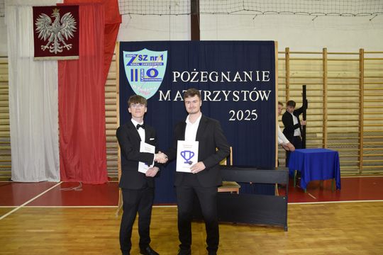 Zakończenie roku klas maturalnych ZSZ Nr 1 i II LO we Włodawie [GALERIA ZDJĘĆ]