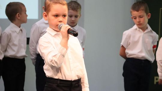 Chełm. Trwa XI Festiwal Piosenki Ułańskiej w bibliotece publicznej