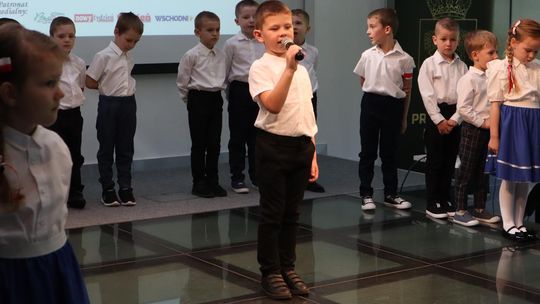 Chełm. Trwa XI Festiwal Piosenki Ułańskiej w bibliotece publicznej