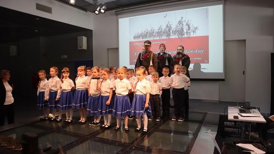 Chełm. Trwa XI Festiwal Piosenki Ułańskiej w bibliotece publicznej