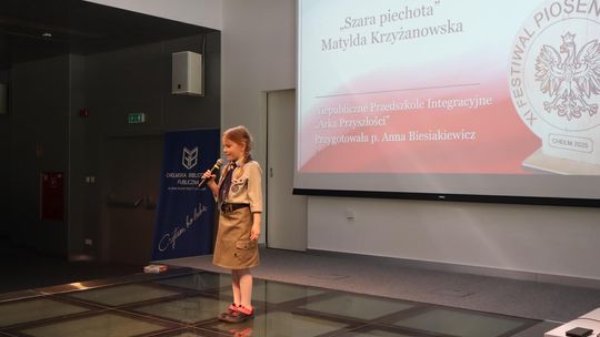 Chełm. Trwa XI Festiwal Piosenki Ułańskiej w bibliotece publicznej