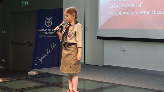 Chełm. Trwa XI Festiwal Piosenki Ułańskiej w bibliotece publicznej