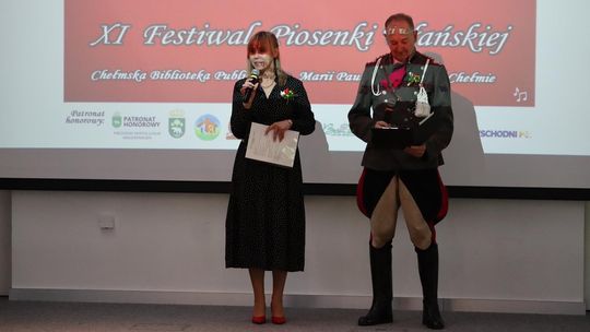 Chełm. Trwa XI Festiwal Piosenki Ułańskiej w bibliotece publicznej