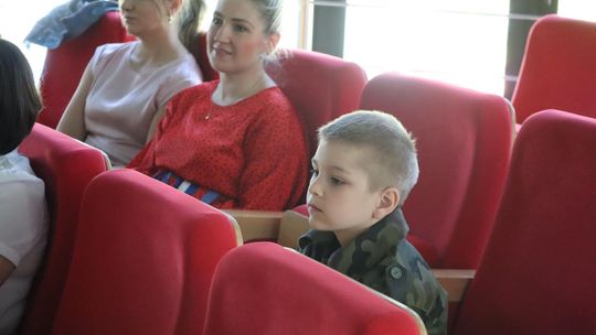 Chełm. Trwa XI Festiwal Piosenki Ułańskiej w bibliotece publicznej