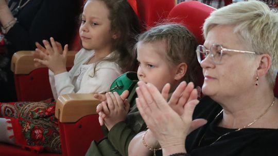 Chełm. Trwa XI Festiwal Piosenki Ułańskiej w bibliotece publicznej