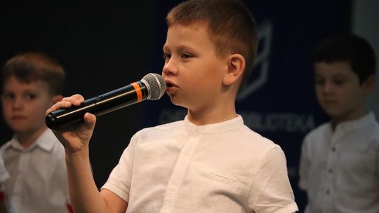 Chełm. Trwa XI Festiwal Piosenki Ułańskiej w bibliotece publicznej