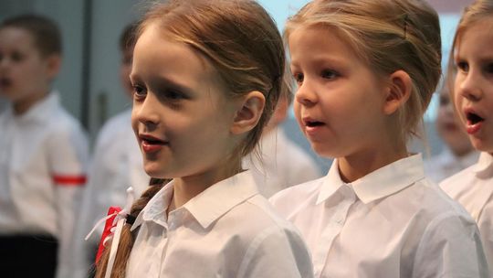 Chełm. Trwa XI Festiwal Piosenki Ułańskiej w bibliotece publicznej