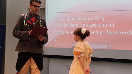 Chełm. Trwa XI Festiwal Piosenki Ułańskiej w bibliotece publicznej
