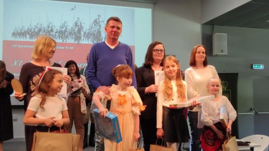 Chełm. Trwa XI Festiwal Piosenki Ułańskiej w bibliotece publicznej