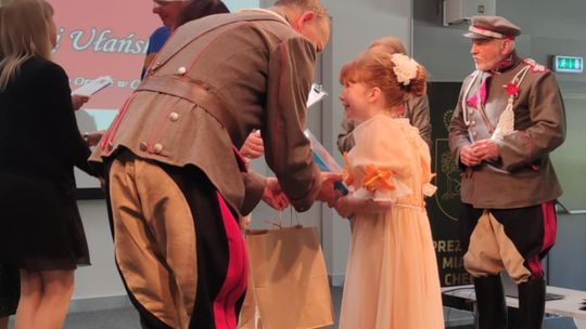 Chełm. Trwa XI Festiwal Piosenki Ułańskiej w bibliotece publicznej