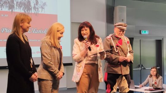 Chełm. Trwa XI Festiwal Piosenki Ułańskiej w bibliotece publicznej