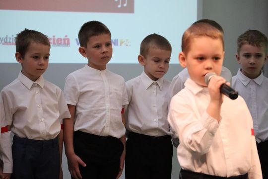 Chełm. Trwa XI Festiwal Piosenki Ułańskiej w bibliotece publicznej Chełm. Trwa XI Festiwal Piosenki Ułańskiej w bibliotece publicznej