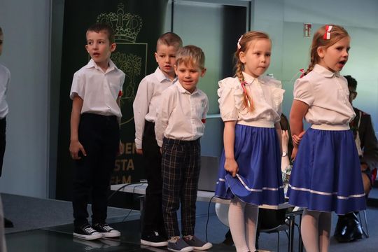 Chełm. Trwa XI Festiwal Piosenki Ułańskiej w bibliotece publicznej Chełm. Trwa XI Festiwal Piosenki Ułańskiej w bibliotece publicznej