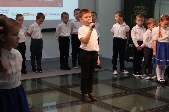 Chełm. Trwa XI Festiwal Piosenki Ułańskiej w bibliotece publicznej Chełm. Trwa XI Festiwal Piosenki Ułańskiej w bibliotece publicznej