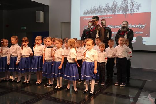Chełm. Trwa XI Festiwal Piosenki Ułańskiej w bibliotece publicznej Chełm. Trwa XI Festiwal Piosenki Ułańskiej w bibliotece publicznej