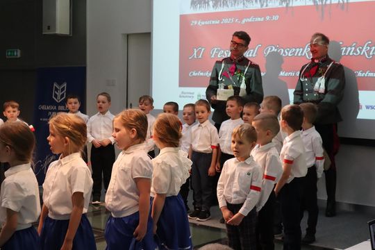 Chełm. Trwa XI Festiwal Piosenki Ułańskiej w bibliotece publicznej Chełm. Trwa XI Festiwal Piosenki Ułańskiej w bibliotece publicznej