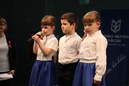 Chełm. Trwa XI Festiwal Piosenki Ułańskiej w bibliotece publicznej Chełm. Trwa XI Festiwal Piosenki Ułańskiej w bibliotece publicznej