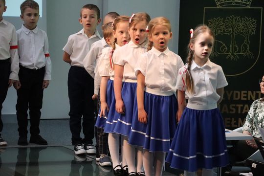 Chełm. Trwa XI Festiwal Piosenki Ułańskiej w bibliotece publicznej Chełm. Trwa XI Festiwal Piosenki Ułańskiej w bibliotece publicznej