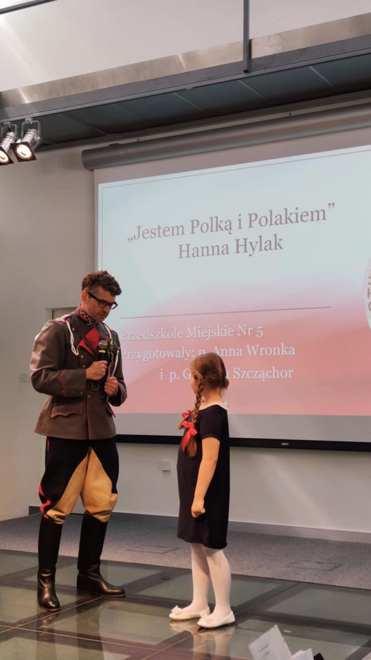 Chełm. Trwa XI Festiwal Piosenki Ułańskiej w bibliotece publicznej Chełm. Trwa XI Festiwal Piosenki Ułańskiej w bibliotece publicznej