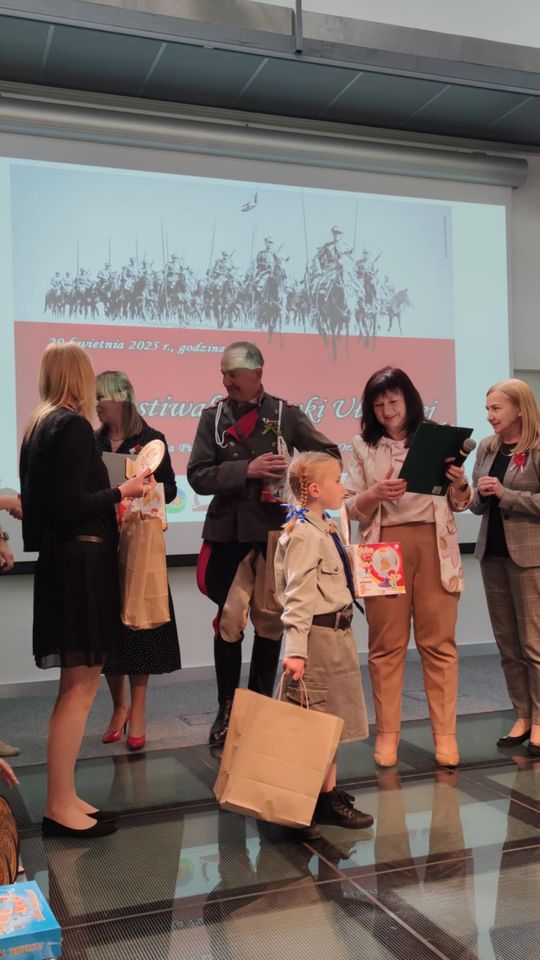 Chełm. Trwa XI Festiwal Piosenki Ułańskiej w bibliotece publicznej Chełm. Trwa XI Festiwal Piosenki Ułańskiej w bibliotece publicznej