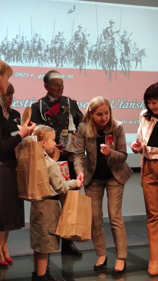 Chełm. Trwa XI Festiwal Piosenki Ułańskiej w bibliotece publicznej Chełm. Trwa XI Festiwal Piosenki Ułańskiej w bibliotece publicznej