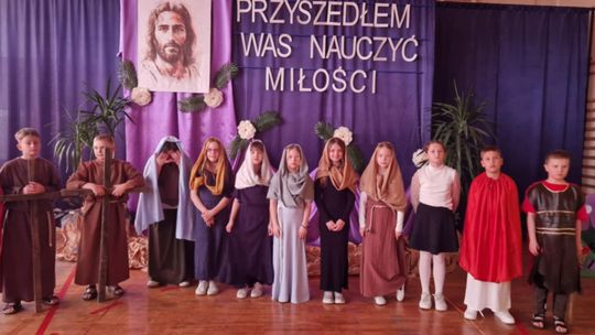 Szkolne Koło Caritas ze Szkoły Podstawowej Nr 3 w Chełmie obchodziło Dni Dobra [GALERIA ZDJĘĆ]