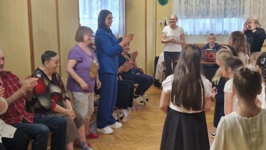 Szkolne Koło Caritas ze Szkoły Podstawowej Nr 3 w Chełmie obchodziło Dni Dobra [GALERIA ZDJĘĆ]