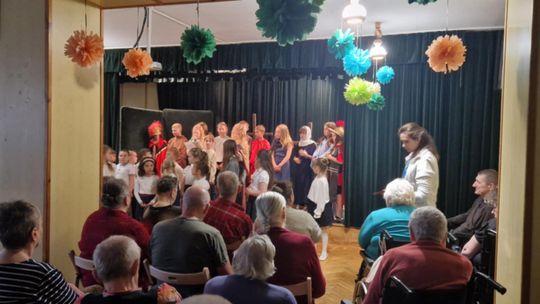 Szkolne Koło Caritas ze Szkoły Podstawowej Nr 3 w Chełmie obchodziło Dni Dobra [GALERIA ZDJĘĆ]