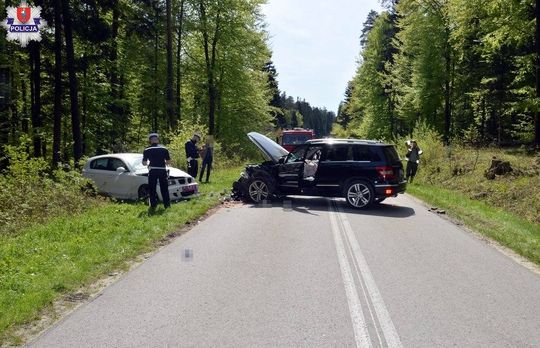 5 tys. mandatu dla kierowcy, który spowodował kolizję z udziałem 3 pojazdów [ZDJĘCIA]