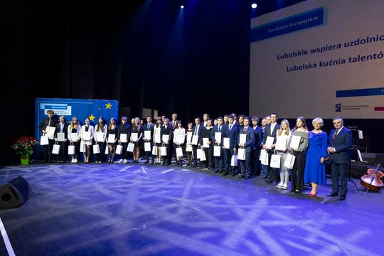 Gala stypendystów programu "Fundusze Europejskie dla Lubelskiego" [GALERIA ZDJĘĆ]