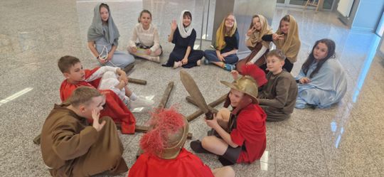 Szkolne Koło Caritas ze Szkoły Podstawowej Nr 3 w Chełmie obchodziło Dni Dobra [GALERIA ZDJĘĆ]