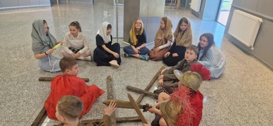 Szkolne Koło Caritas ze Szkoły Podstawowej Nr 3 w Chełmie obchodziło Dni Dobra [GALERIA ZDJĘĆ]