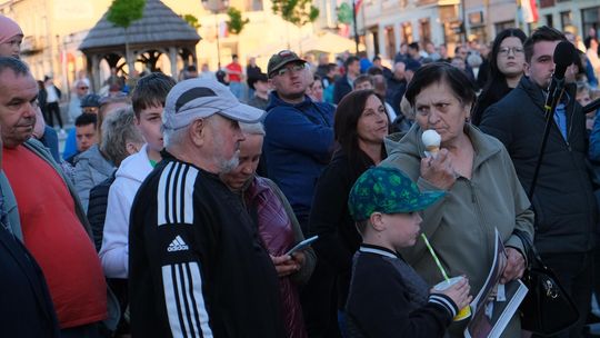 Wiec wyborczy Grzegorza Brauna w Chełmie na pl. Łuczkowskiego [GALERIA ZDJĘĆ]