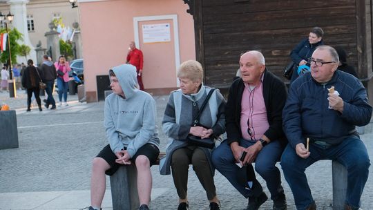 Wiec wyborczy Grzegorza Brauna w Chełmie na pl. Łuczkowskiego [GALERIA ZDJĘĆ]