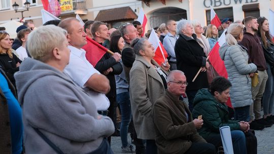 Wiec wyborczy Grzegorza Brauna w Chełmie na pl. Łuczkowskiego [GALERIA ZDJĘĆ]
