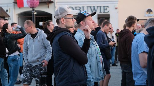 Wiec wyborczy Grzegorza Brauna w Chełmie na pl. Łuczkowskiego [GALERIA ZDJĘĆ]