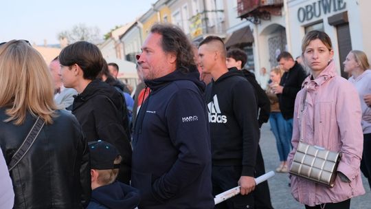 Wiec wyborczy Grzegorza Brauna w Chełmie na pl. Łuczkowskiego [GALERIA ZDJĘĆ]